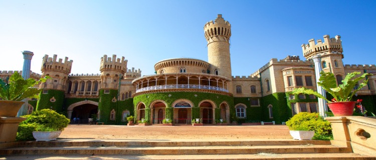 bangalore palace in karnataka